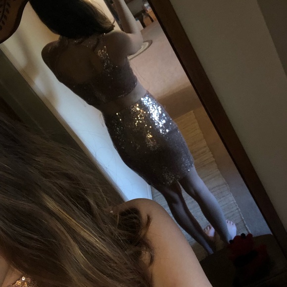 GOLD SEQUINED TWO PIECE HOCO/ SEMI DRESS - Picture 3 of 8